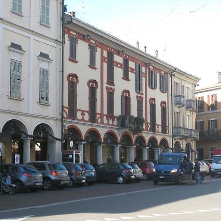 Aer Hotel Malpensa Oleggio Esterno foto