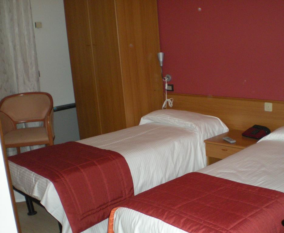 Aer Hotel Malpensa Oleggio Camera foto
