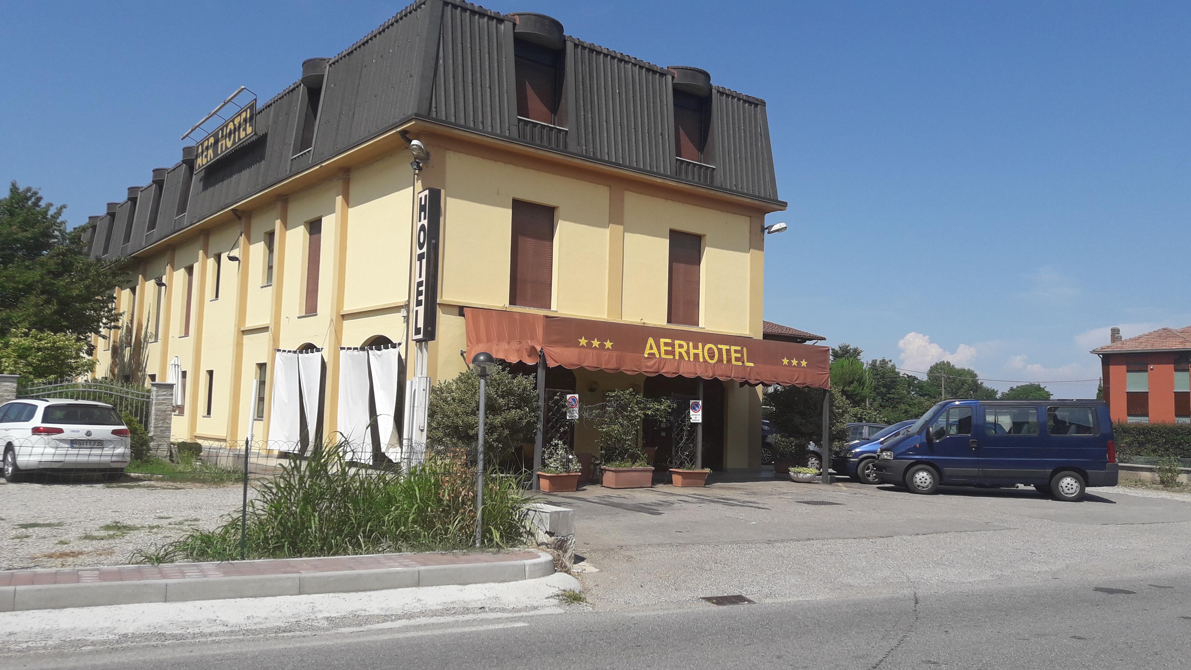 Aer Hotel Malpensa Oleggio Esterno foto
