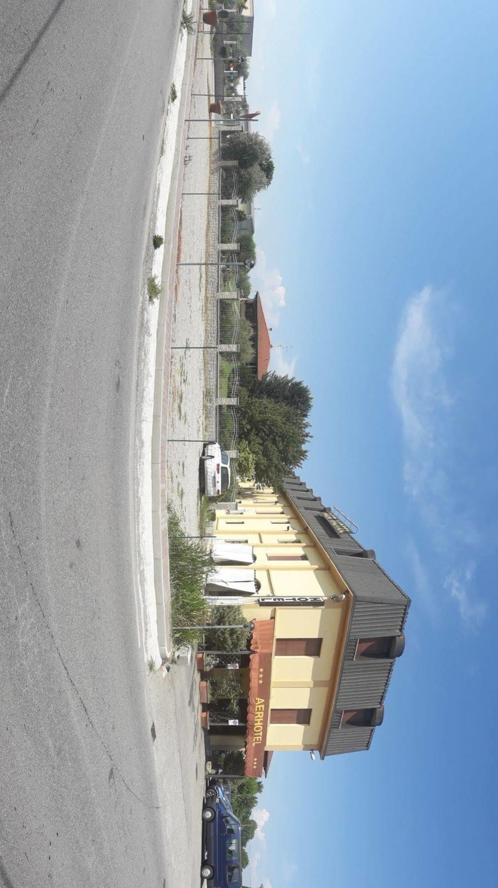 Aer Hotel Malpensa Oleggio Esterno foto