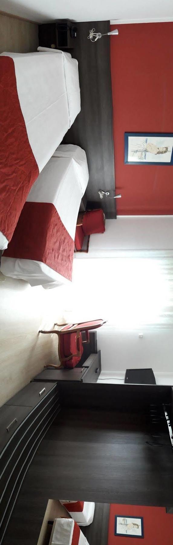 Aer Hotel Malpensa Oleggio Esterno foto